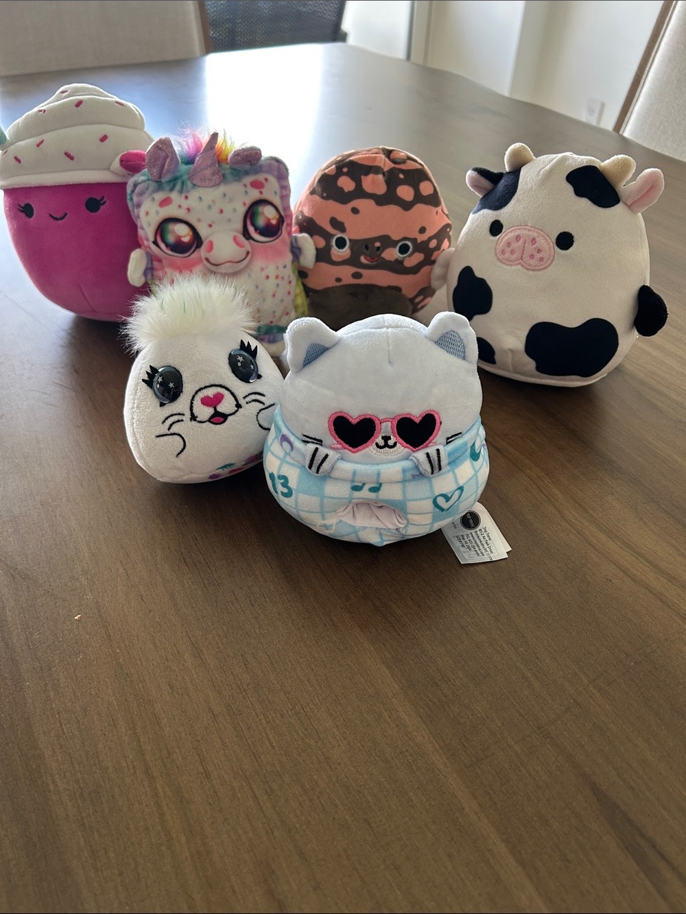 Plush Squishy Kids Accessory Toy - White Cat with Heart Sunglasses
